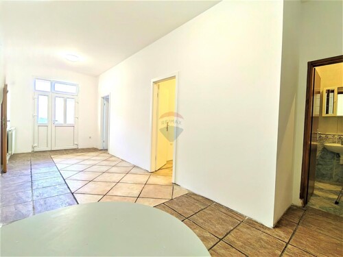 Zagreb, Trešnjevka - poslovni prostor 85 m2, parkirno mjesto