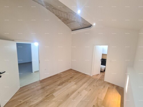 Thumbnail 6334795 - 9