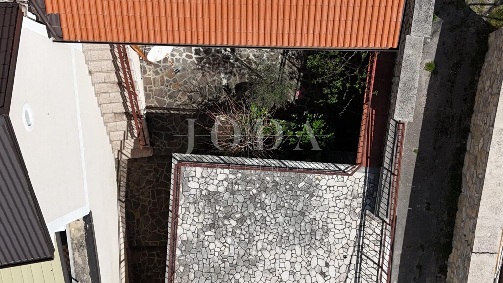 Image 6334843 - 17
