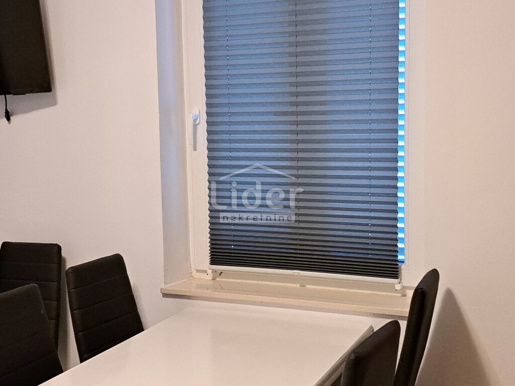 Image 6334872 - 7