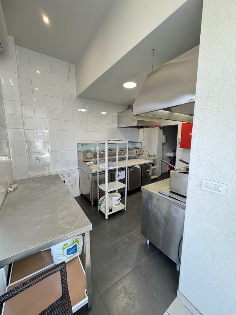 Image 6334884 - 8
