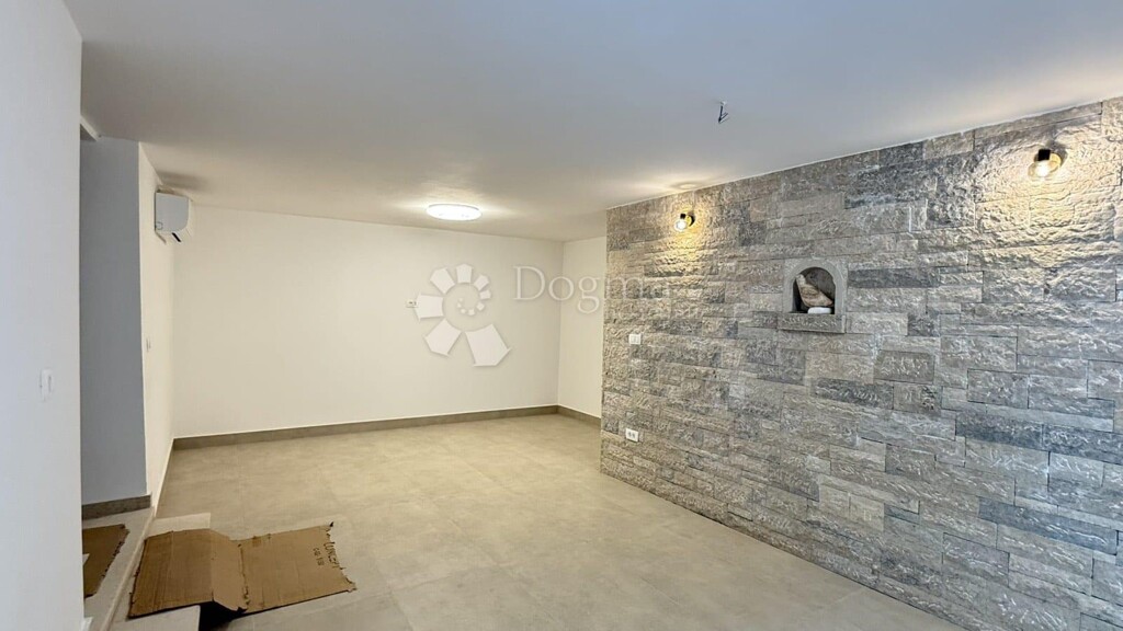 Image 6334889 - 3