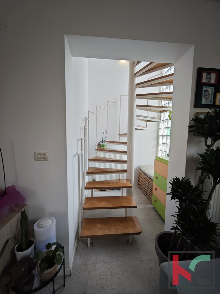 Image 6334928 - 7