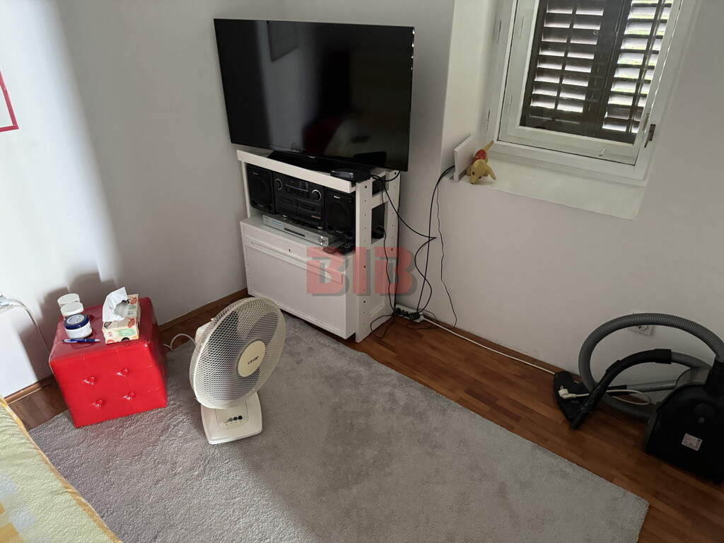Image 6335007 - 8