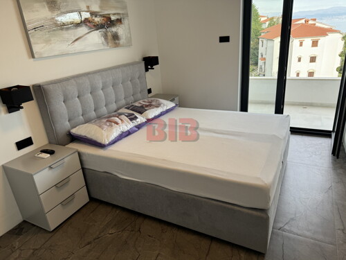 Thumbnail 6335009 - 5