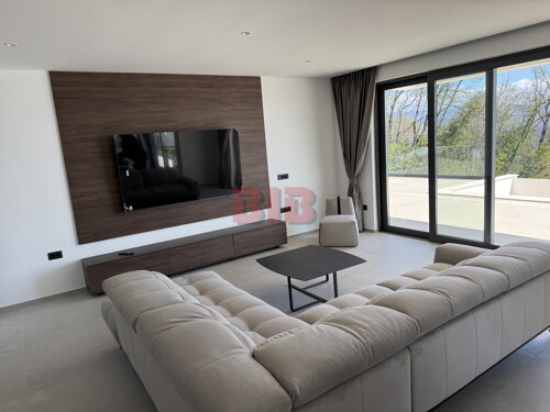 Thumbnail 6335010 - 8