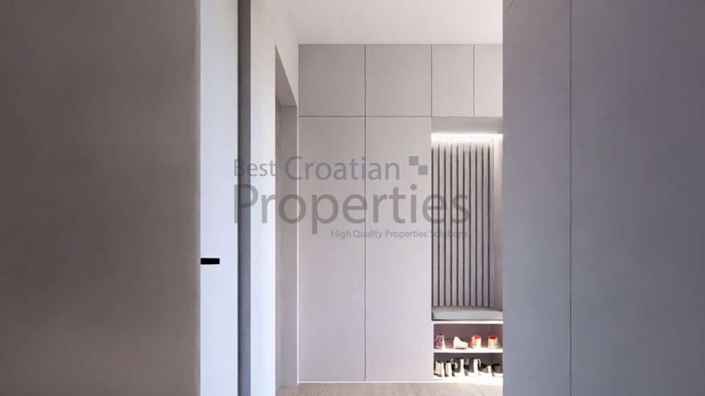 Image 6335070 - 10
