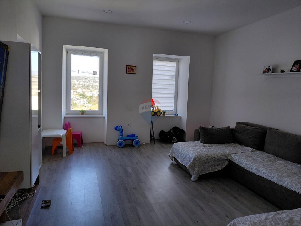 Image 6335157 - 7