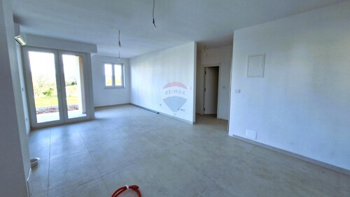 Istra, Barban- dvosobni stan u prizemlju s vrtom, 73.44m2
