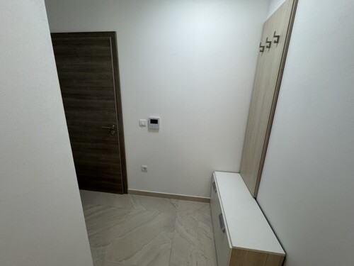 Thumbnail 6335167 - 11