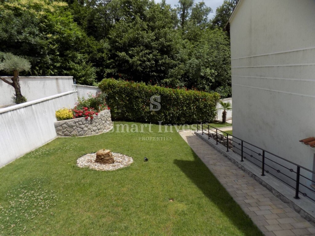Image 6335437 - 7