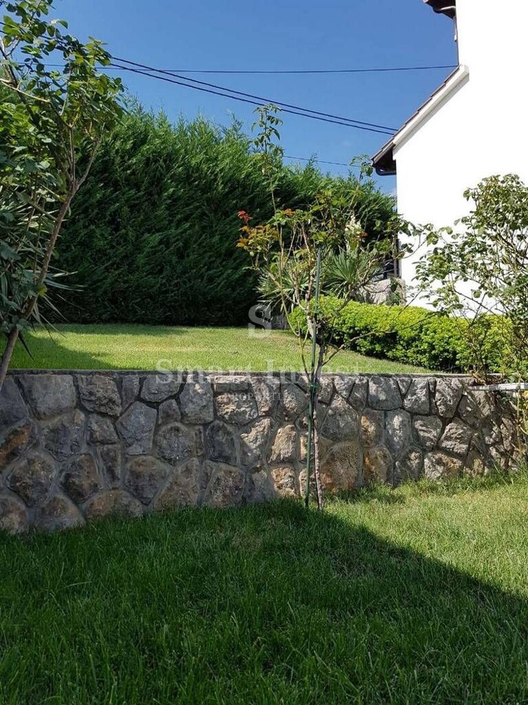 Image 6335437 - 25