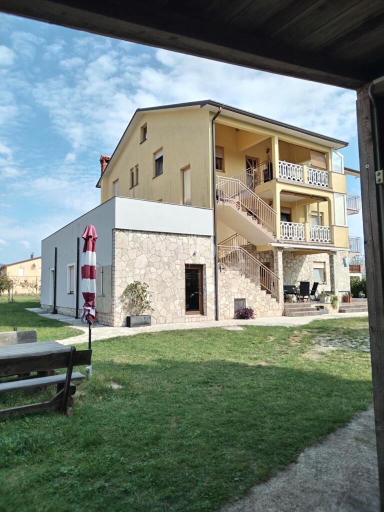 Image 6335529 - 1