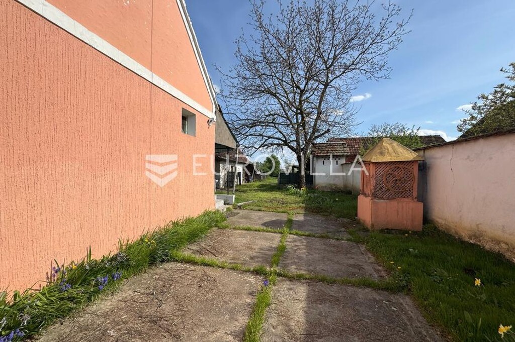 Image 6335542 - 10