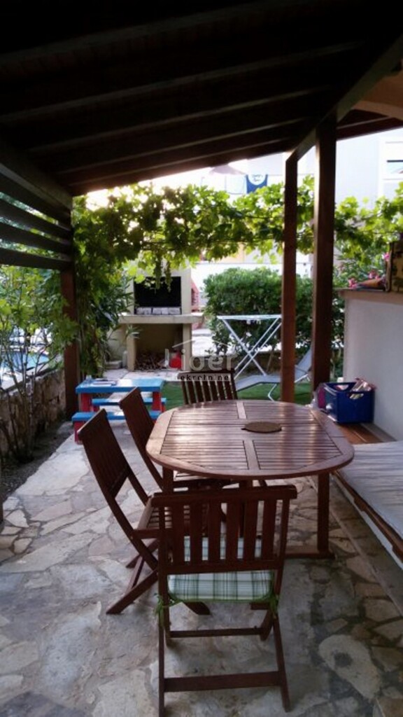 Image 6335557 - 1