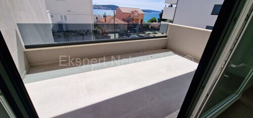 Thumbnail 6335622 - 5