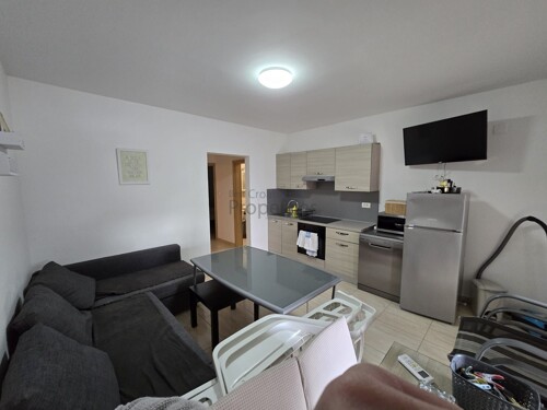 TROSOBAN STAN U SV. FILIP I JAKOV - BLIZU MORA I SVIH SADRŽAJA,PRODAJA