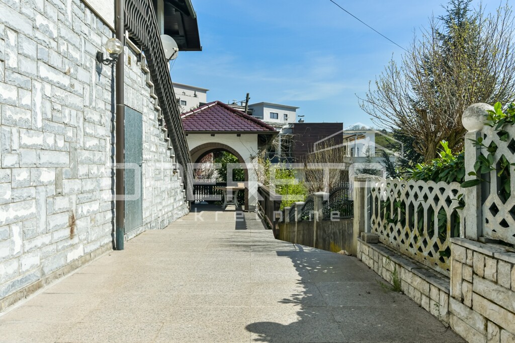 Image 6336045 - 11