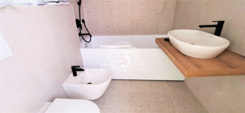 Thumbnail 6336104 - 11