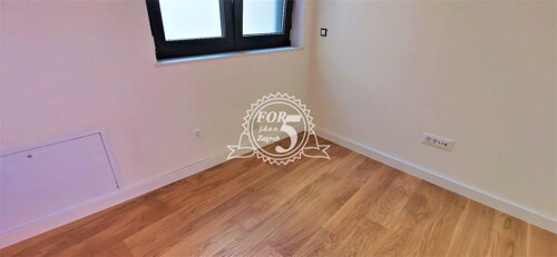 Thumbnail 6336104 - 9