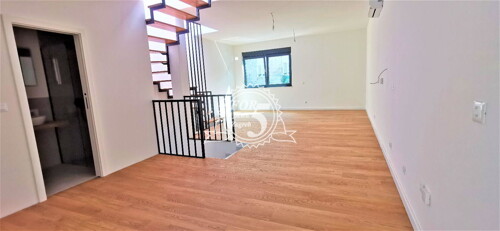 Thumbnail 6336110 - 12