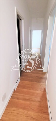 Thumbnail 6336110 - 3