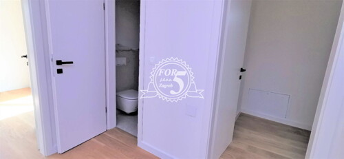 Thumbnail 6336111 - 4