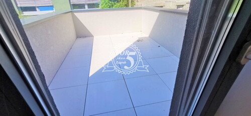 Thumbnail 6336133 - 3