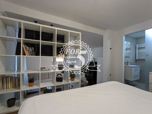 Thumbnail 6336137 - 4