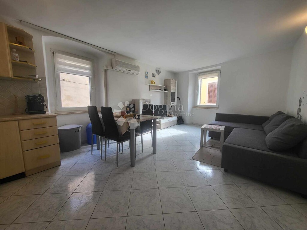 Image 6336230 - 1