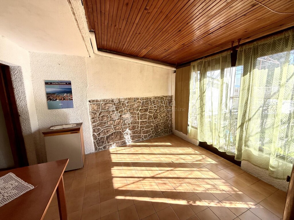 Image 6336233 - 7
