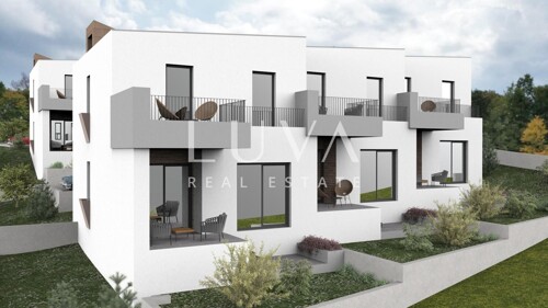 Thumbnail 6336316 - 2