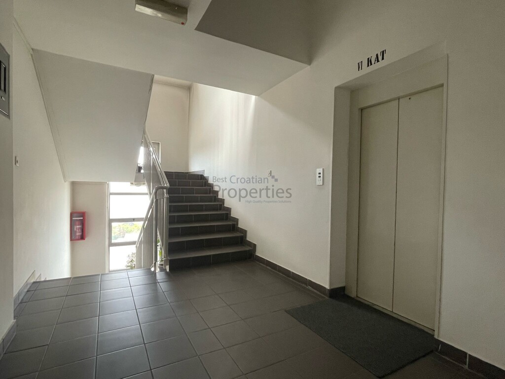 Image 6336423 - 17