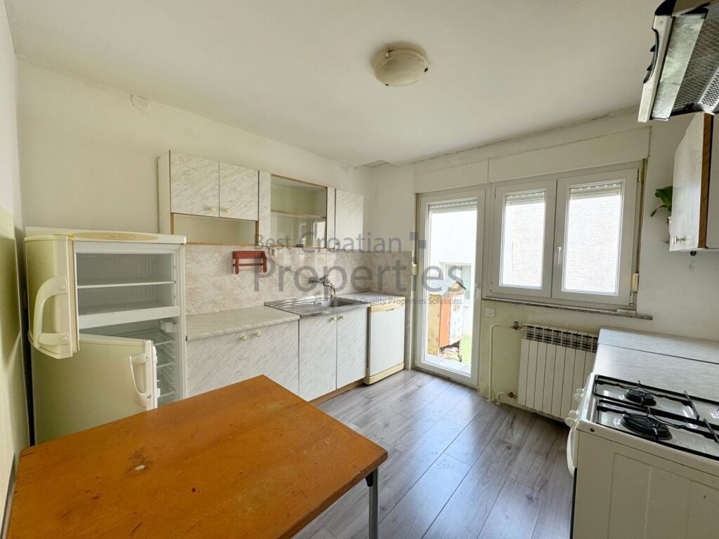 Image 6336424 - 7