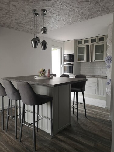 Thumbnail 6336446 - 2