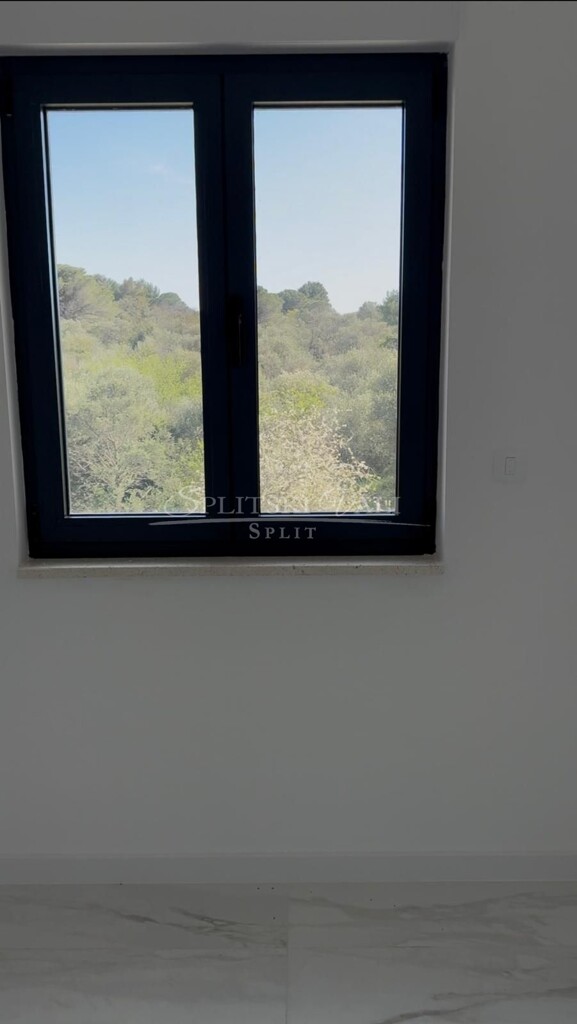 Image 6336447 - 5