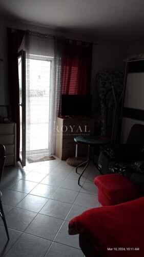 Thumbnail 6336626 - 5