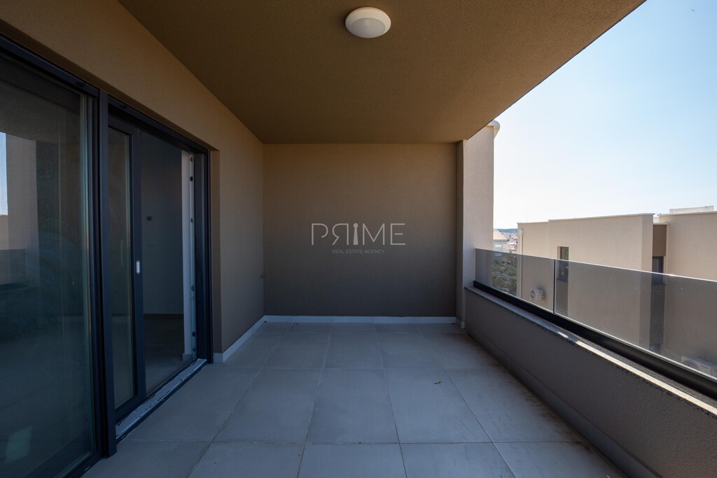 Image 6336629 - 10