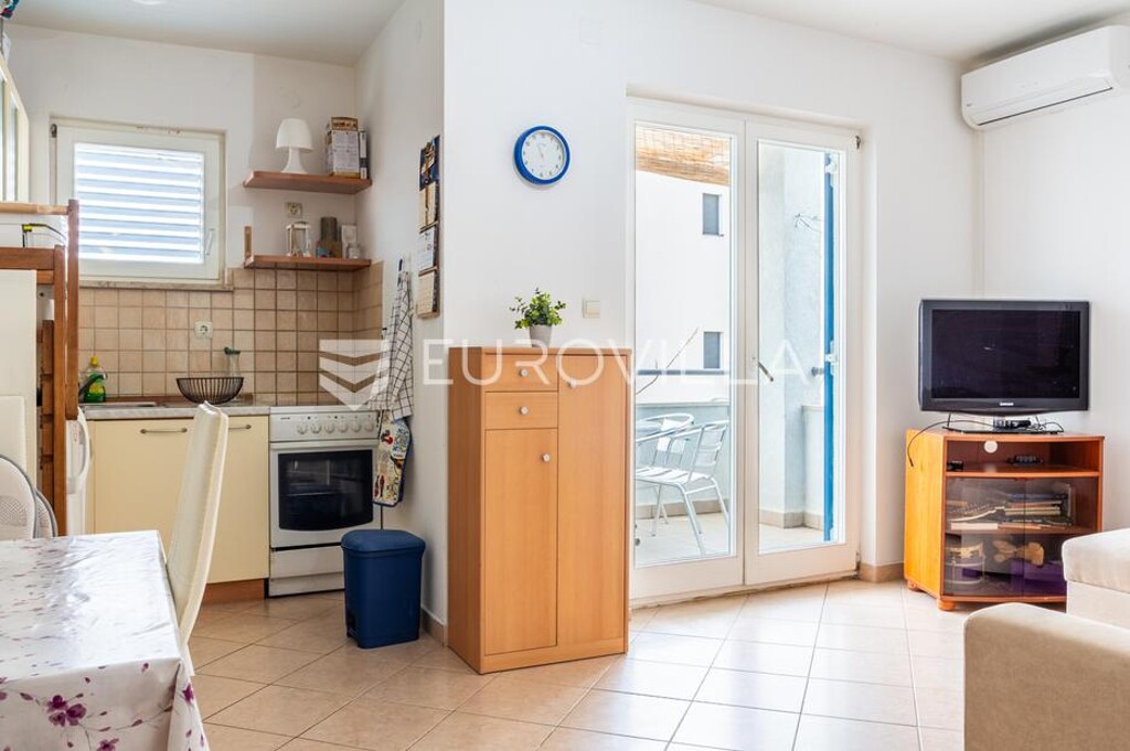 Image 6336919 - 3