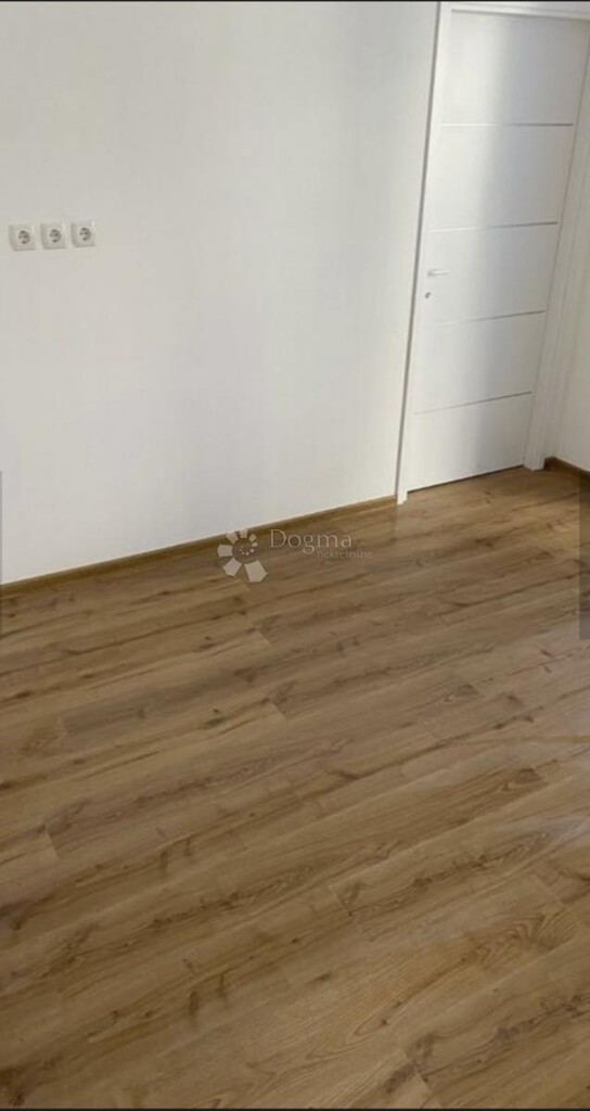 Image 6336942 - 8