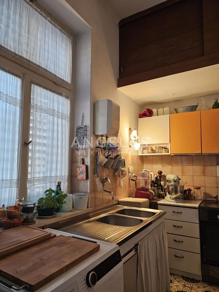 Image 6337038 - 9