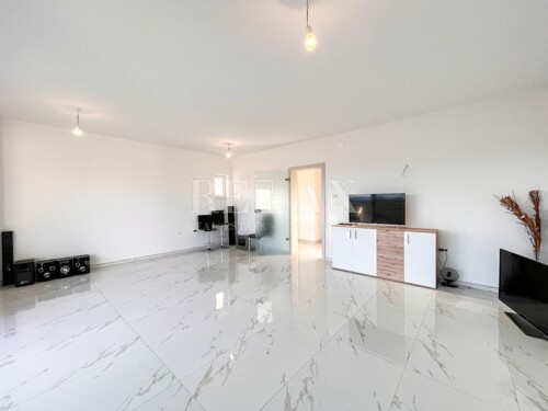 Thumbnail 6337070 - 3