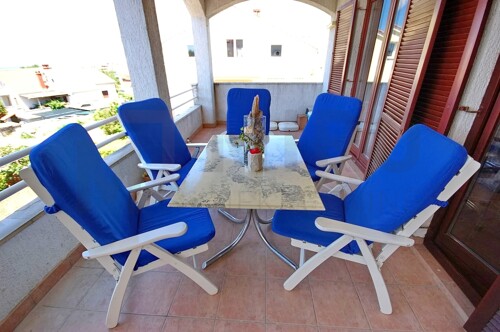 Thumbnail 6337107 - 1