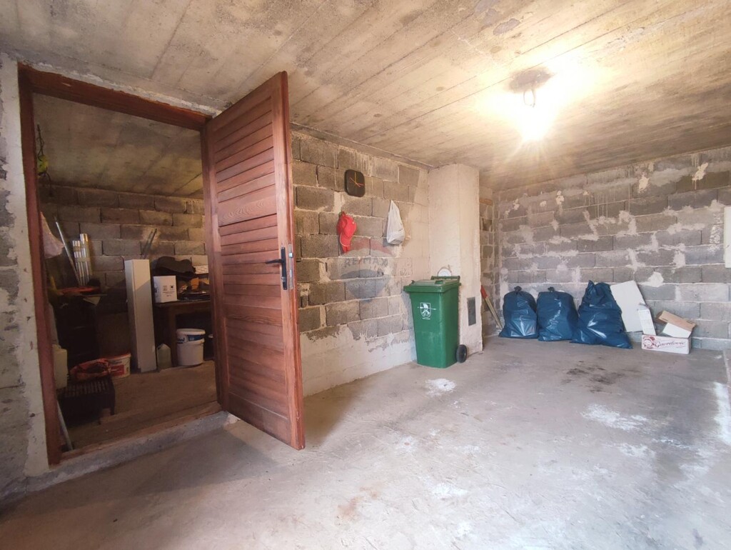Image 6337110 - 22