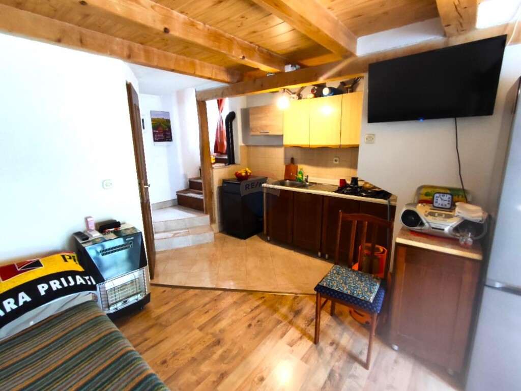 Image 6337121 - 7