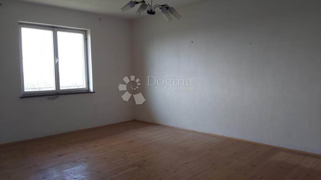 Image 6337338 - 9