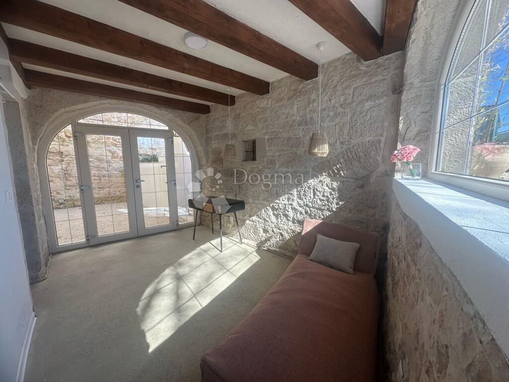Image 6337342 - 6