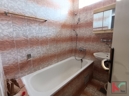 Thumbnail 6337348 - 10