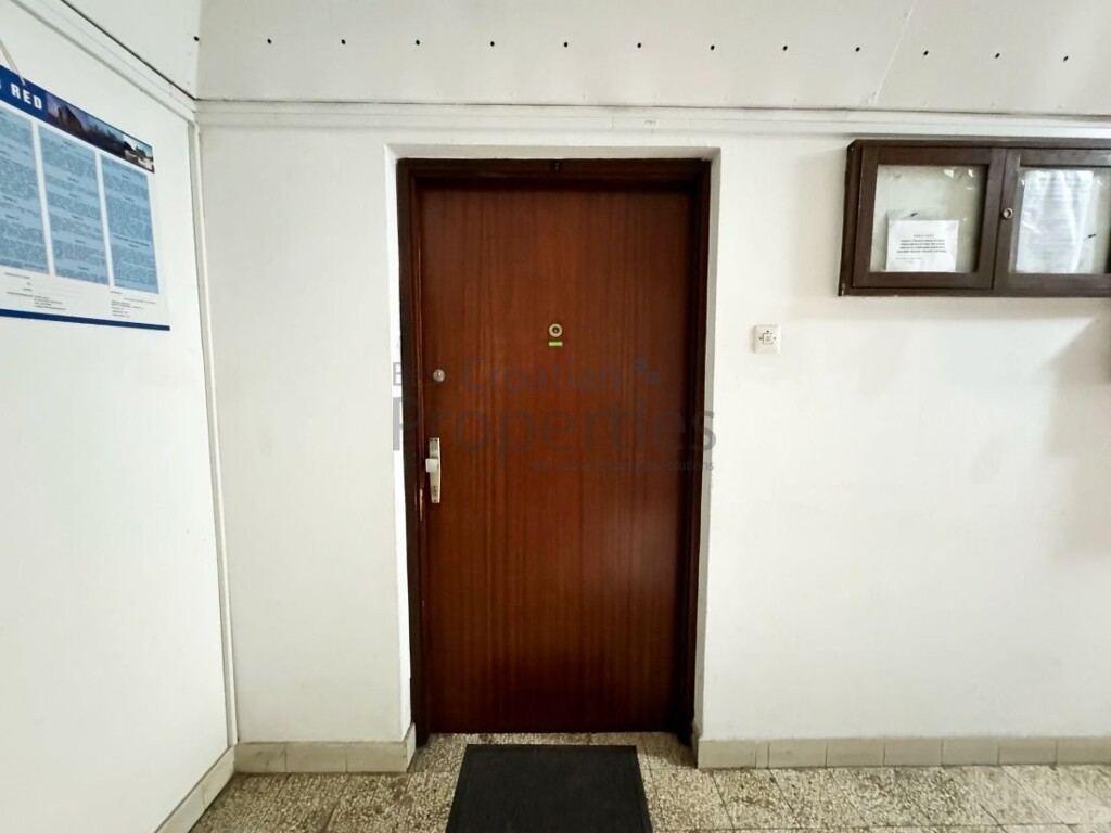 Image 6337405 - 12