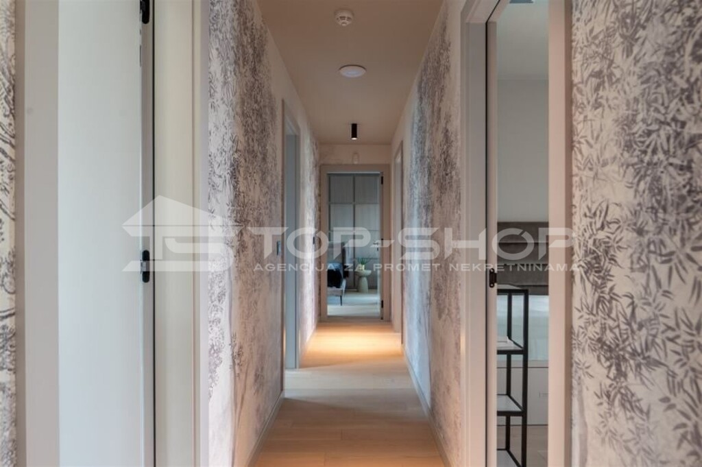 Image 6337406 - 8